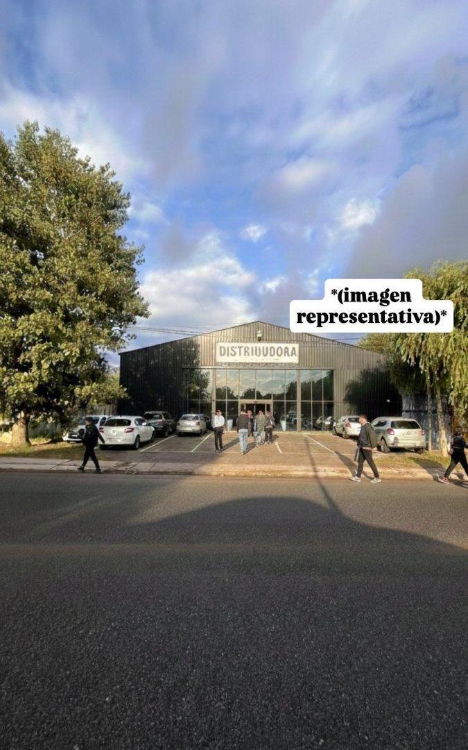 2 terrenos en venta ideal galpón, distribuidora o depósito sobre Av. Chascomús a 100 m de Av. Libert