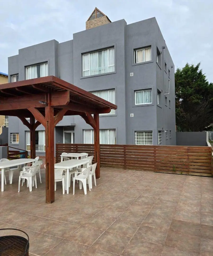 DEPARTAMENTO FRENTE AL MAR. 3 AMB. VALERIA DEL MAR 4