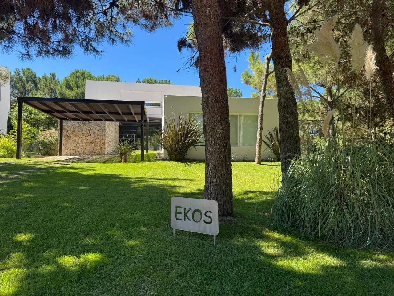 Casa en venta Costa Esmeralda, Barrio Residencial 1 42 2