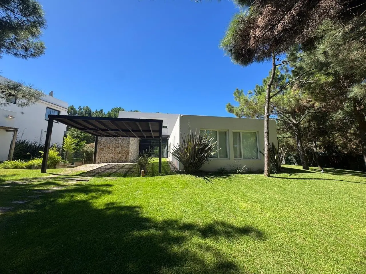 Casa en venta Costa Esmeralda, Barrio Residencial 1 42 5