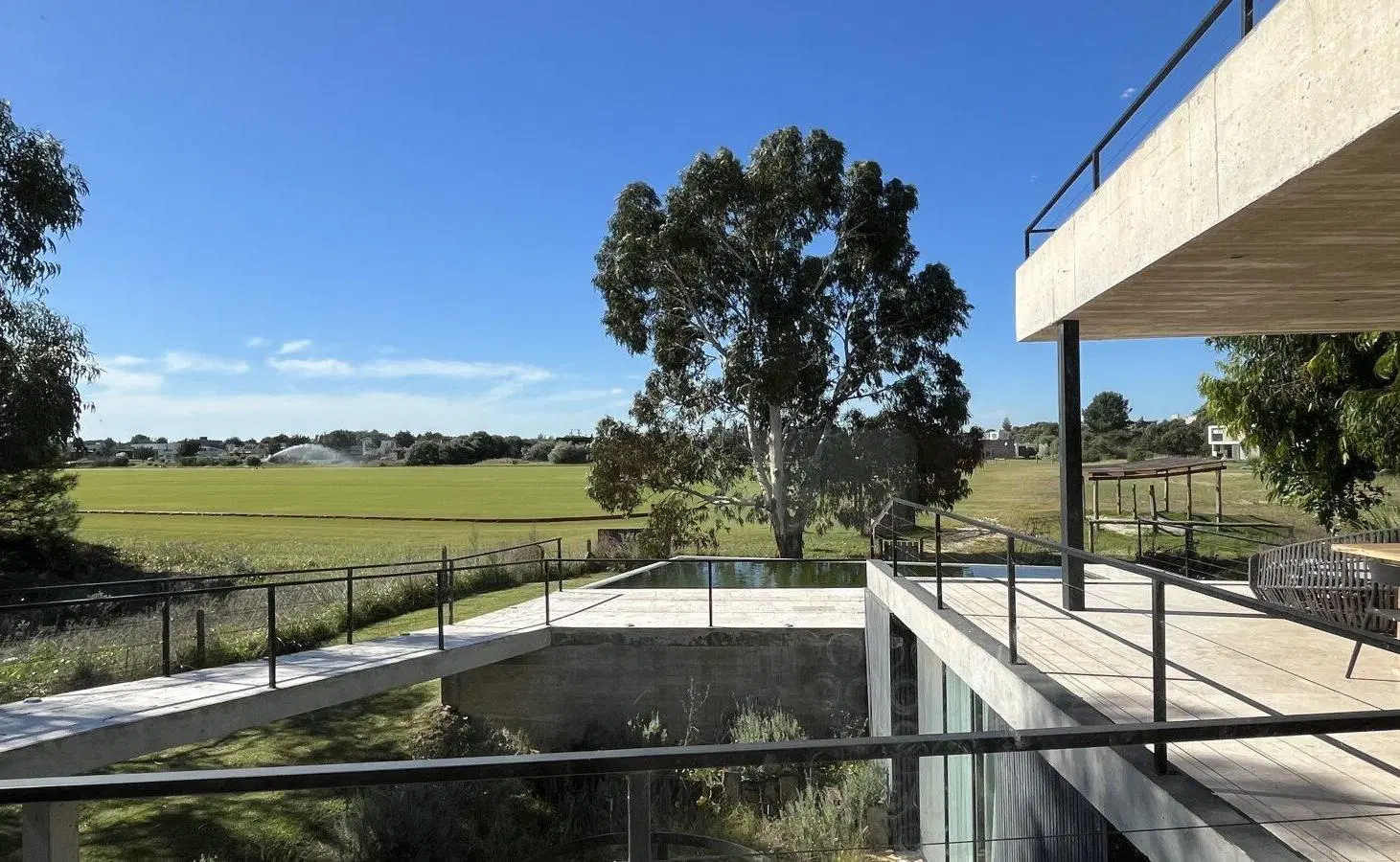 Casa en venta Costa Esmeralda, fondo a la cancha de polo, Ecuestre al 300, gas natural, piscina clim 3