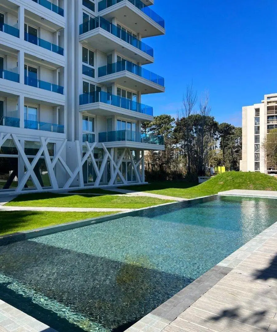 Departamento 2 ambientes sobre Av Bunge Pinamar 8