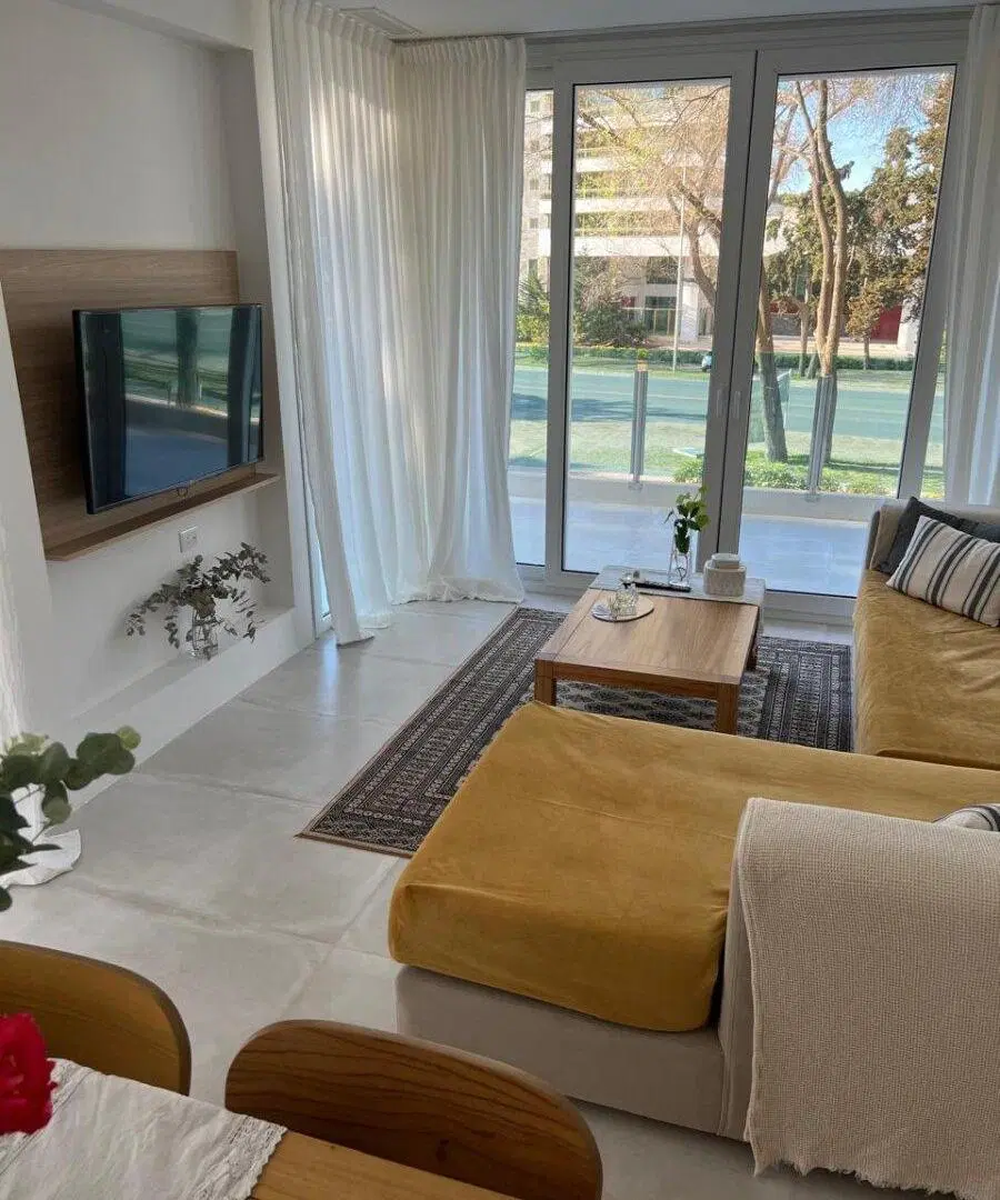 Departamento 2 ambientes sobre Av Bunge Pinamar 4