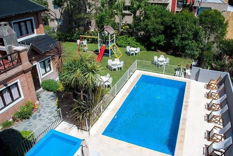 Apart Hotel en Las Gaviotas con Piscina 3