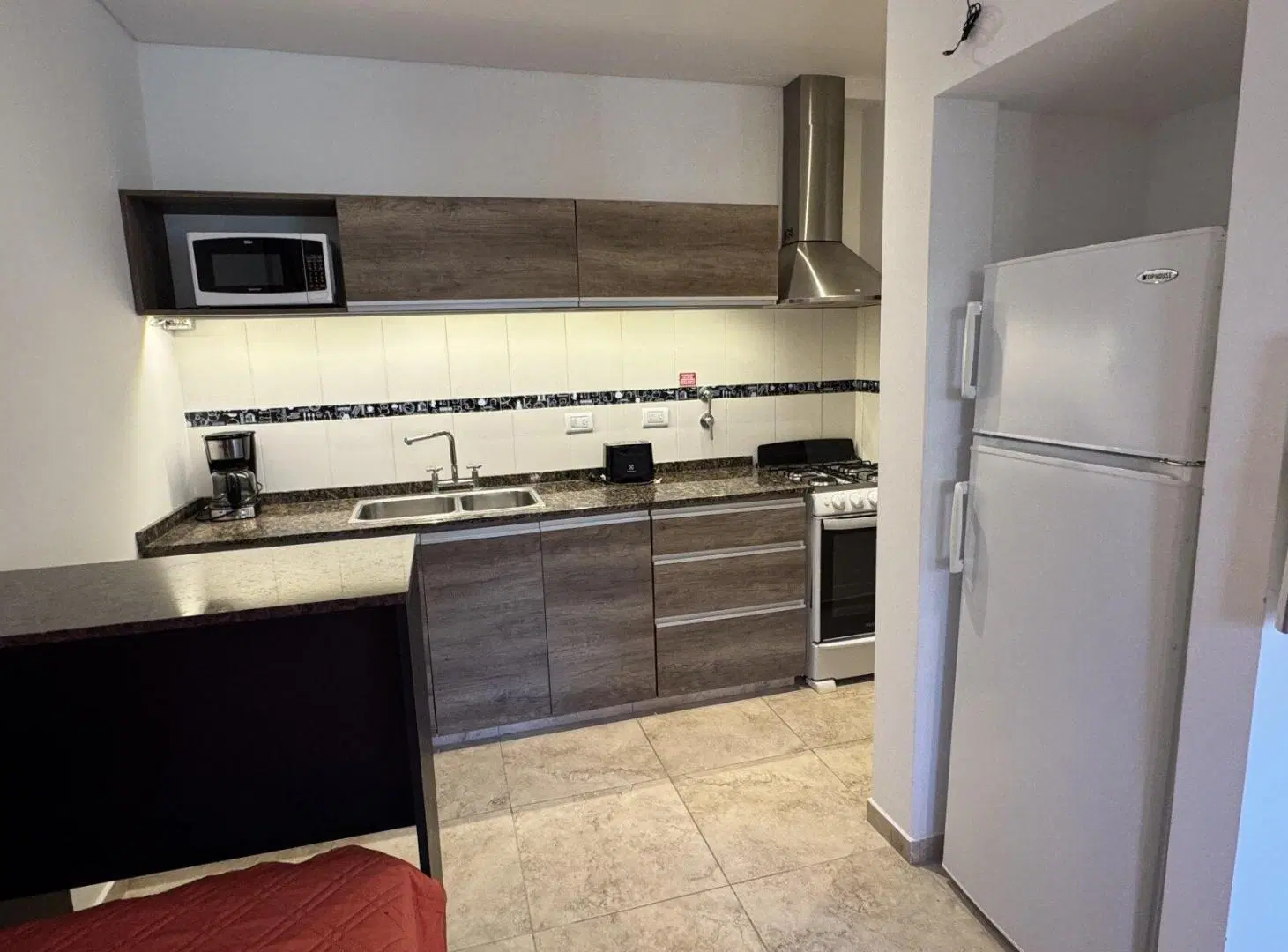 Departamento en venta | 150 metros del mar | luminoso | Gas natural | moderno 2