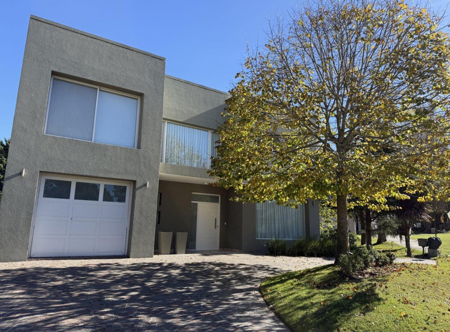 Casa en venta | Terrazas al golf | 4 dormitorios en suite | seguridad 24hs | garage