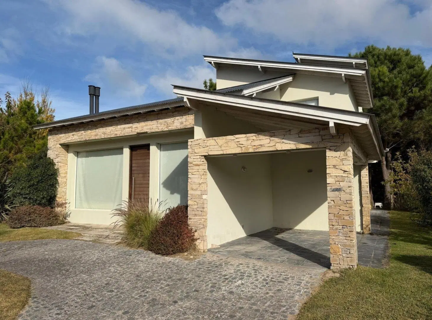 Casa en venta en Costa Esmeralda, Barrio Residencial 2 98, cerca del mar 2