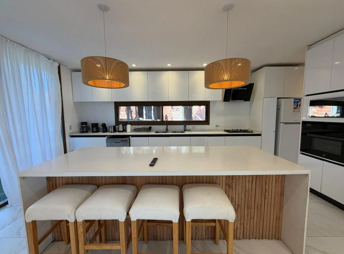 Casa en venta, Barrio Maritimo 3, lote 9, Costa Esmeralda 4