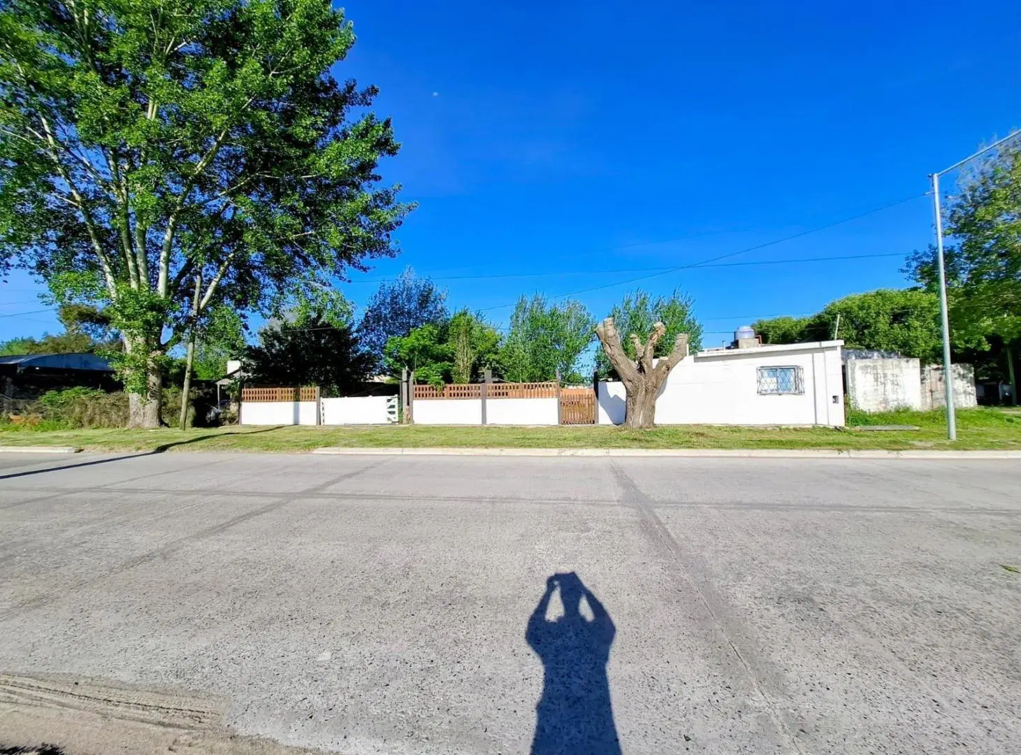 Lote comercial con construcción y potencial de ampliación – Acceso a Mar de Ajó 5