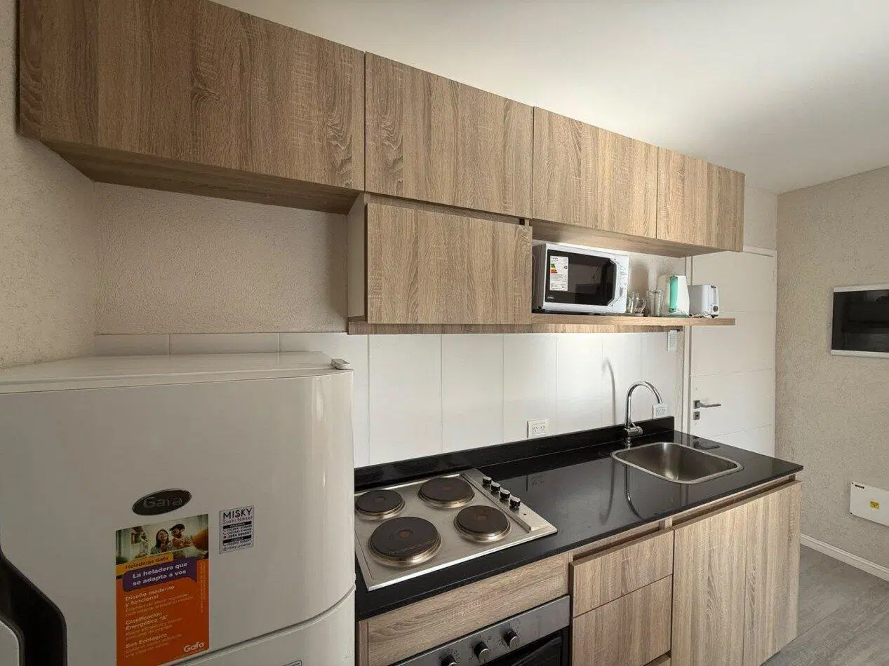 Departamento 2 ambientes en venta, centro pinamar, con terraza privada, cochera 5