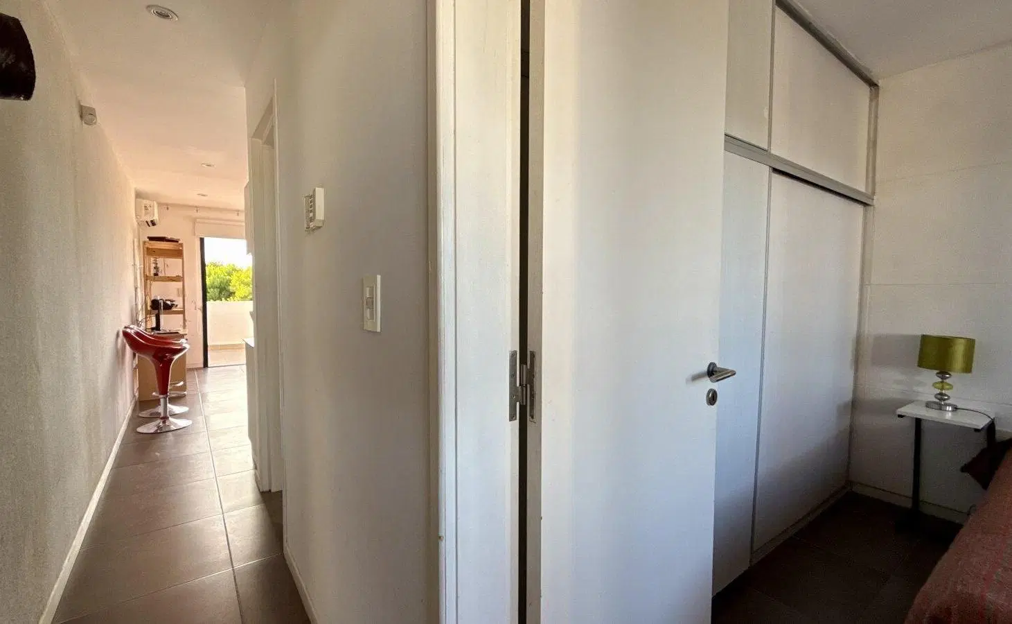 VENTA DEPARTAMENTO 2 AMBIENTES con COCHERA PISCINA SOBRE AVENIDA ROBETTE OSTENDE, PINAMAR 3