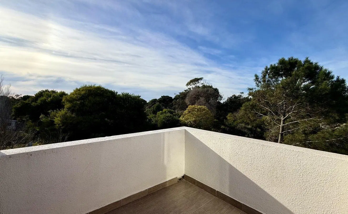 VENTA DEPARTAMENTO 2 AMBIENTES con COCHERA PISCINA SOBRE AVENIDA ROBETTE OSTENDE, PINAMAR 1