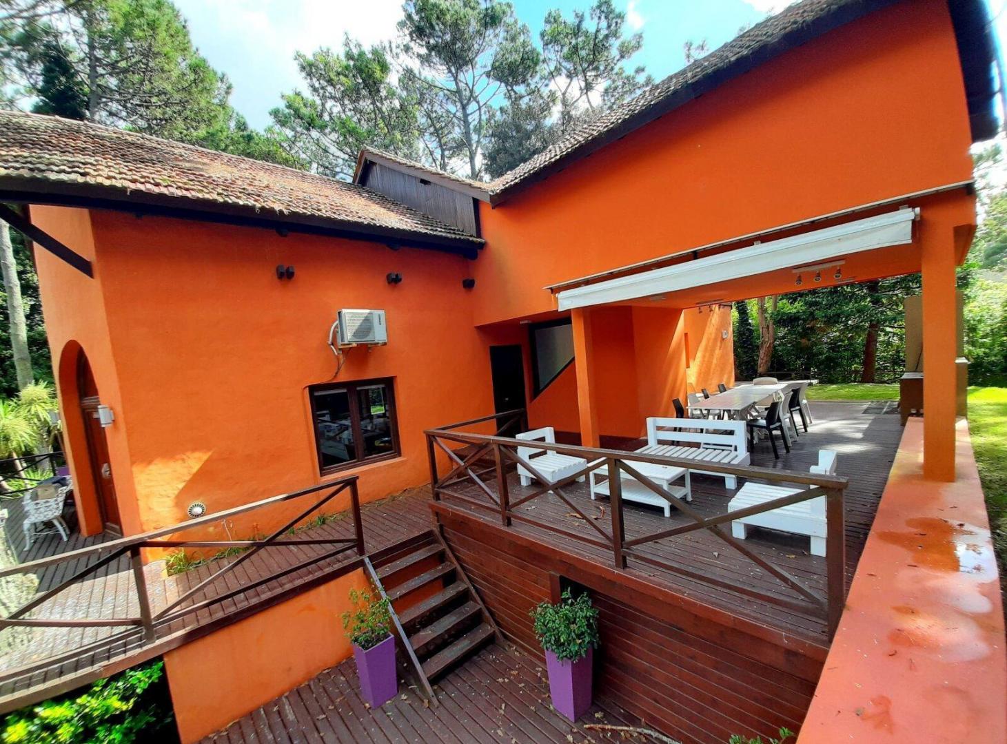 Foto de Casa en venta en oportunidad para reciclar- Cárilo . Excelente ubicación, imagen 3