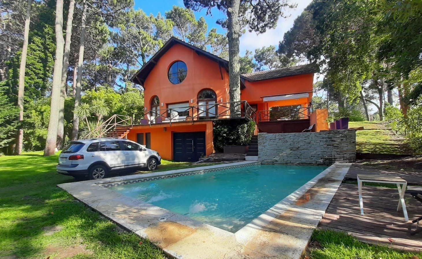 Foto de Casa en venta en oportunidad para reciclar- Cárilo . Excelente ubicación, imagen 1