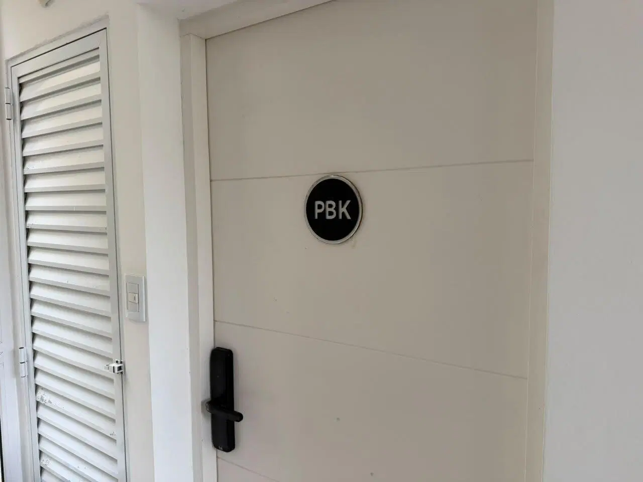 Exclusivo departamento dos ambientes en venta en complejo frente al mar Sea View - Carilo 2