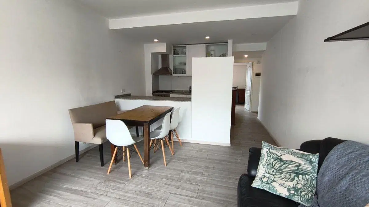 Hermoso depto 2 ambientes amoblado c/ balcon al frente 5