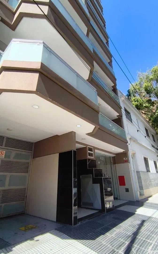 3 Ambientes | 2 Baños, 2 Balcones, ¡Con Parrilla Propia y Cochera Fija, Ed C/ Piscina 5