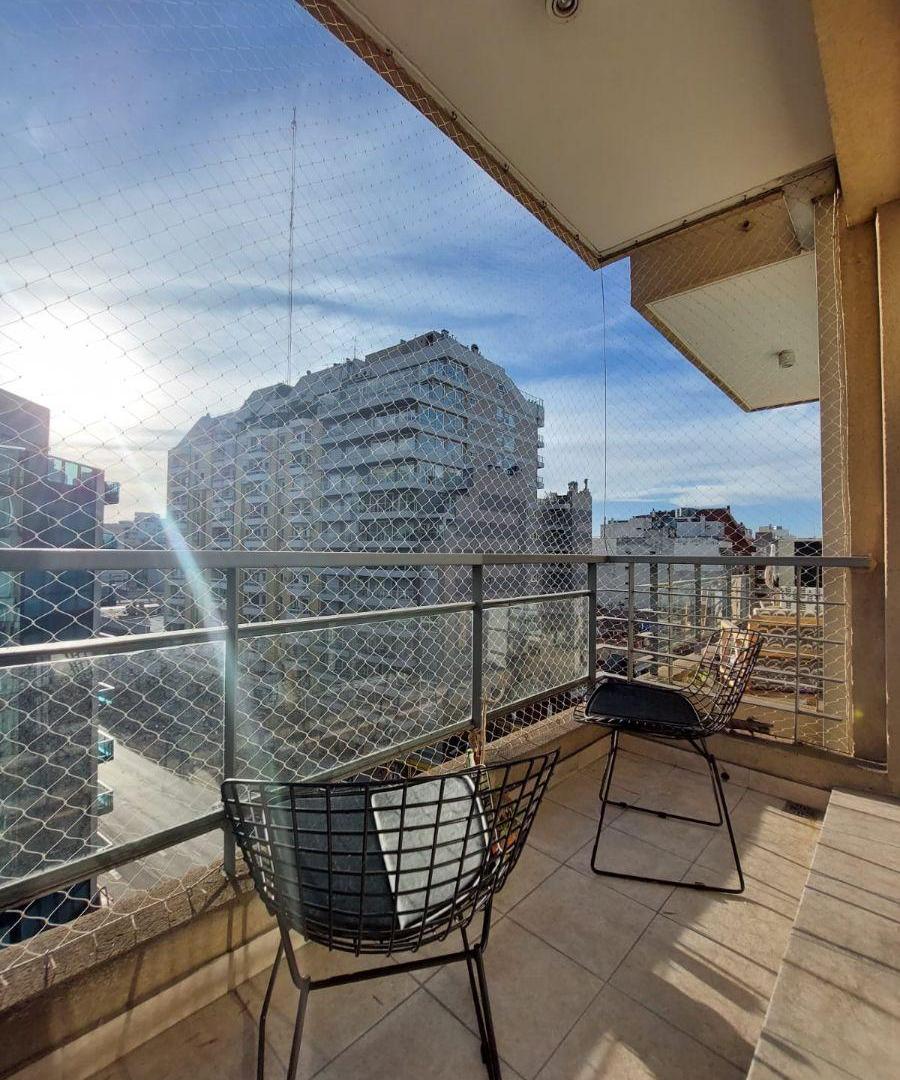 Foto de Luminoso y amplio 2 amb con balcón al frente, 7mo piso | Edif c/, imagen 4