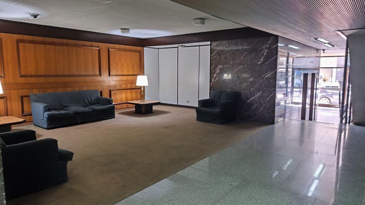 Foto de Exc 3 Amb, Apto Prof. Piso 8 contrafrente, Vista Abierta, Suite C/, imagen 1