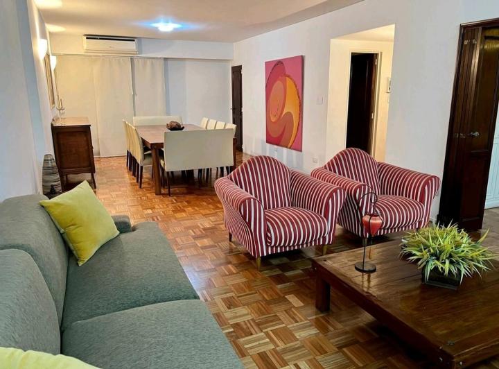 PISO 3 DORMITORIOS 200M2 2 COCHERAS 2