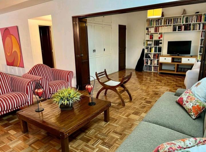 PISO 3 DORMITORIOS 200M2 2 COCHERAS 1