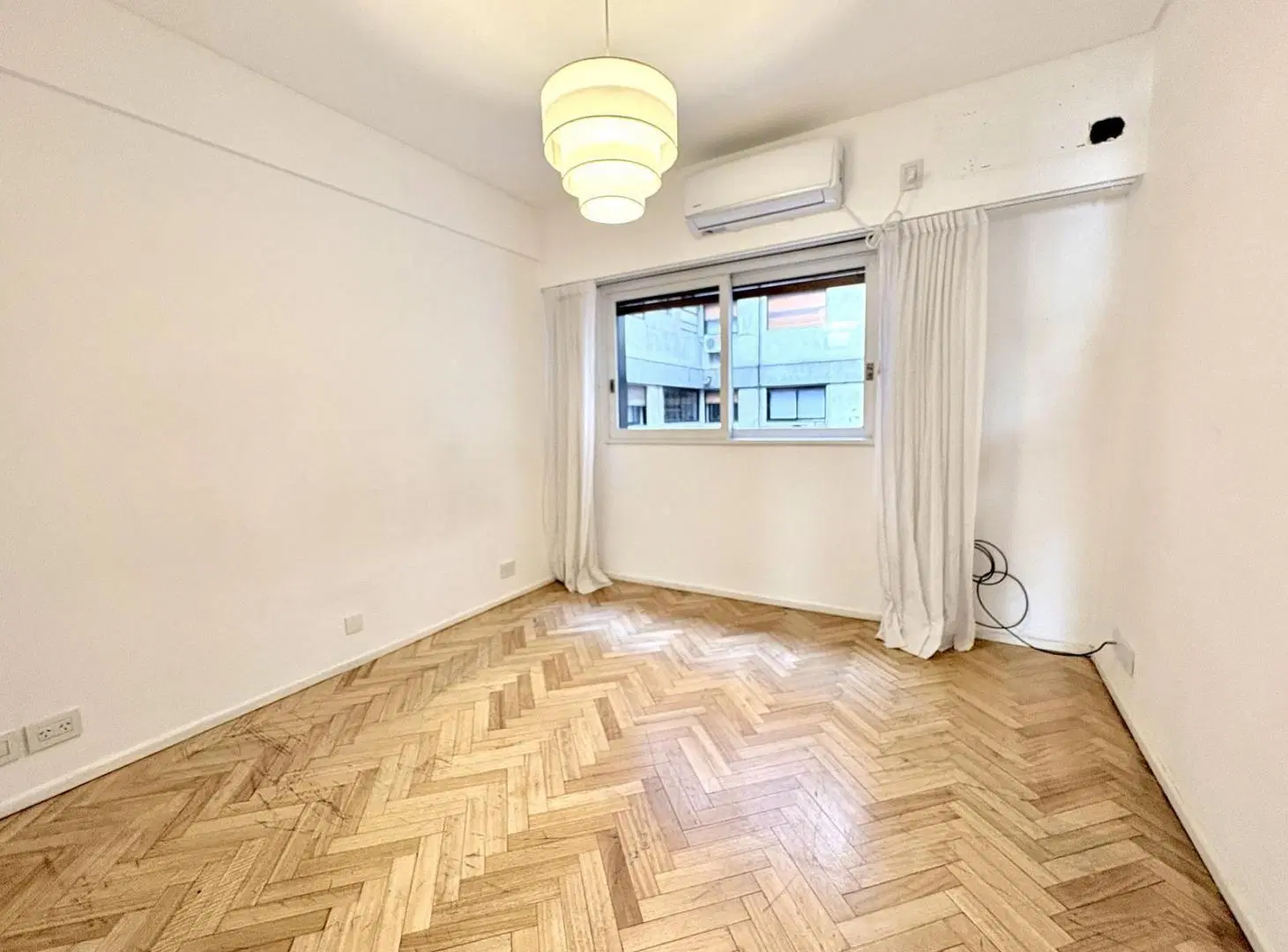 Venta Departamento 3 Ambientes con Dependencias Cochera Baulera en Palermo 3