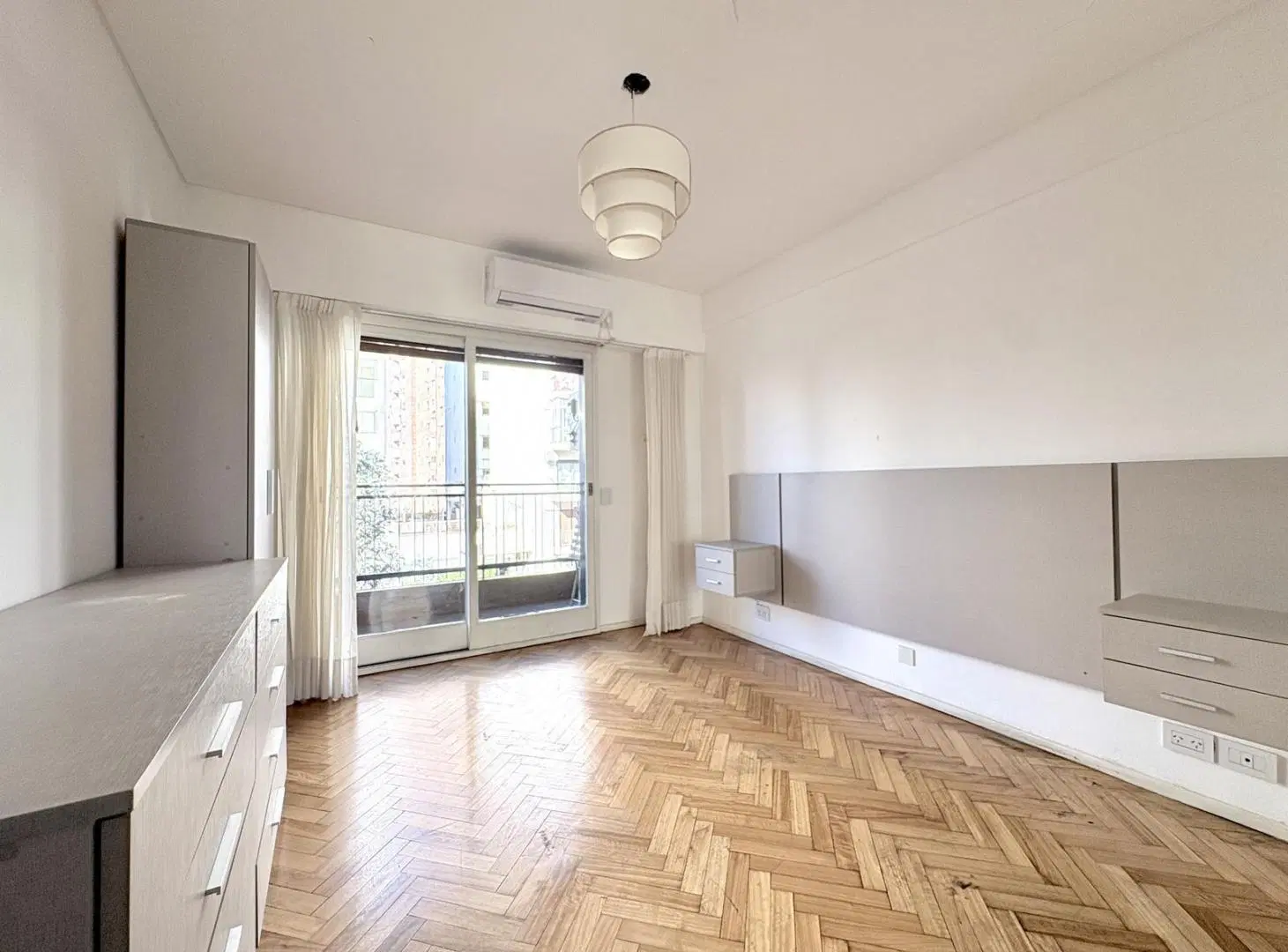 Venta Departamento 3 Ambientes con Dependencias Cochera Baulera en Palermo 1
