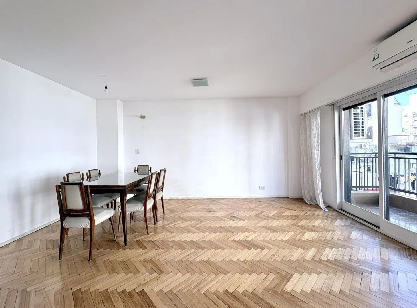 Venta Departamento 3 Ambientes con Dependencias Cochera Baulera en Palermo 8