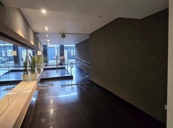 Excelente monoambiente a la venta en Villa Ortuzar 5