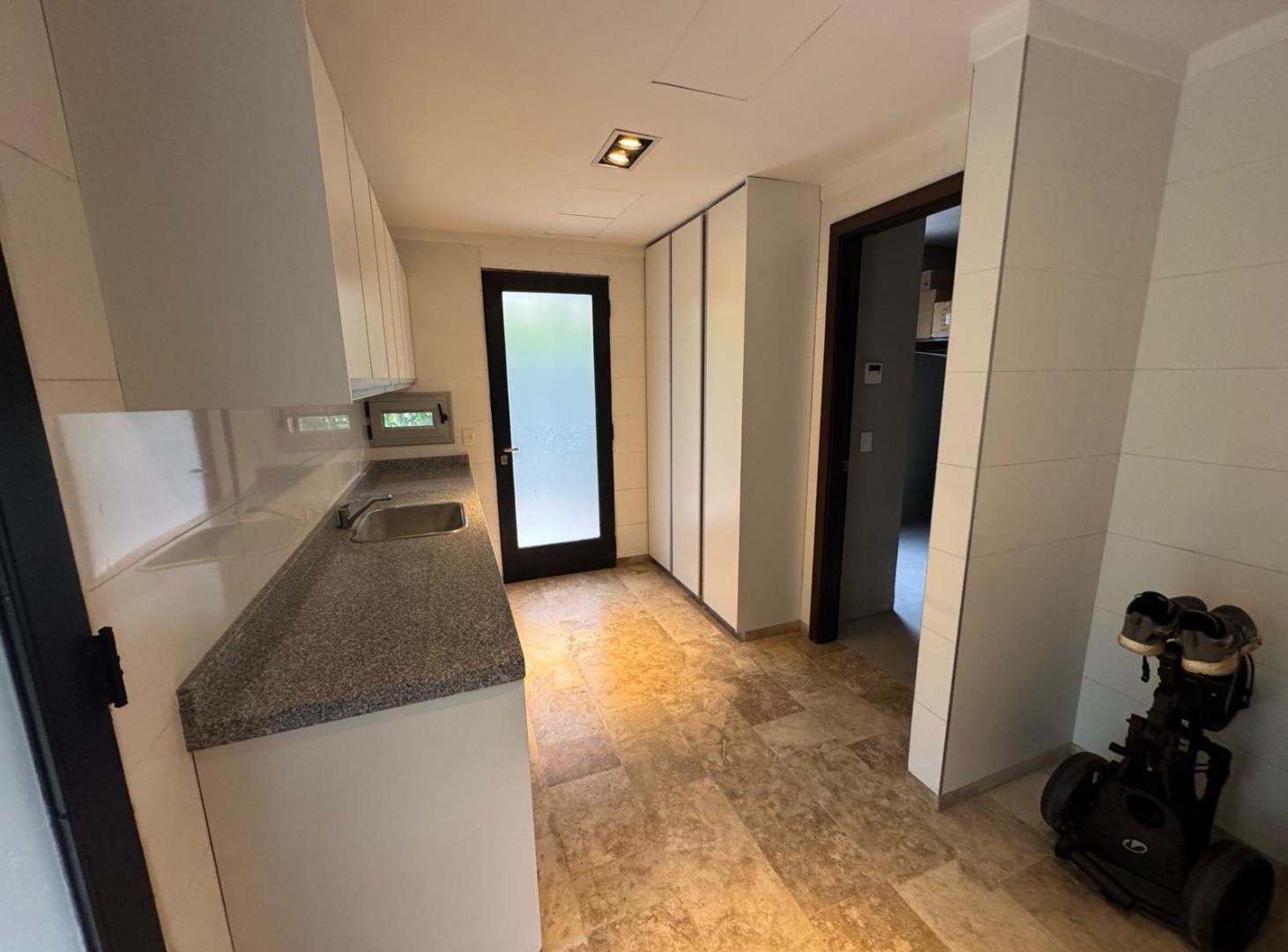 Foto de Excelente casa de 4 dormitorios a la venta en Barrio Ayres de Pilar, imagen 5