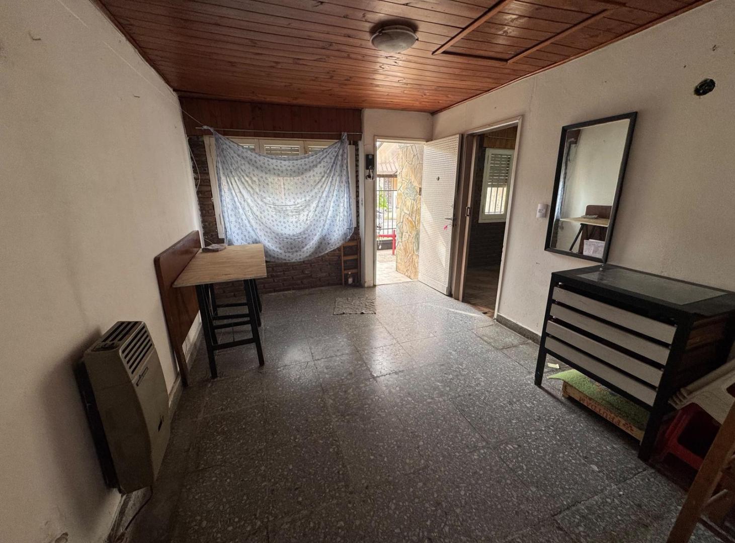 Foto de Lote con dos casas en Olivos. Oportunidad de vivienda multifamiliar, imagen 4