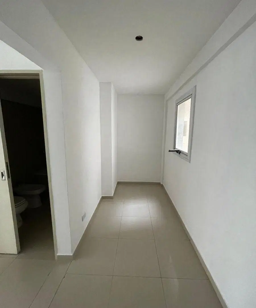 Monoambiente y medio al frente palier privado super luminoso frente palacio roccatagliatta 1