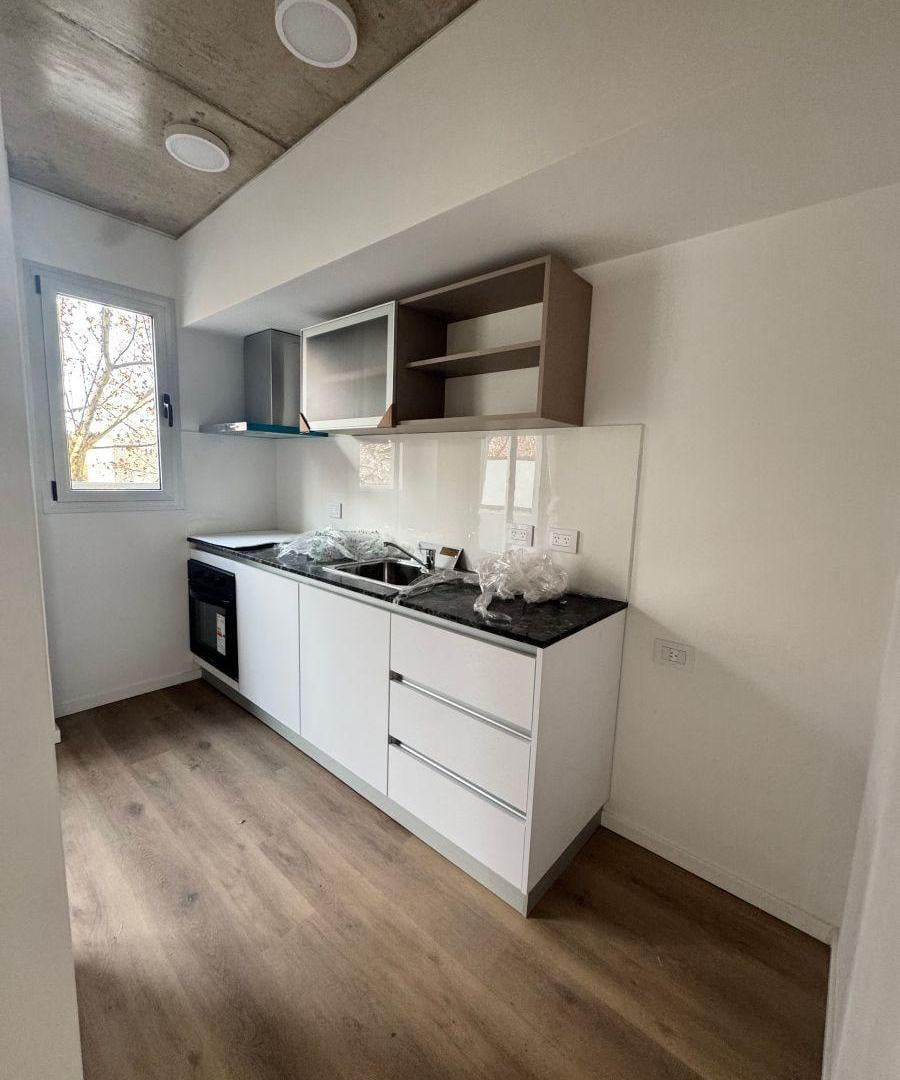Foto de 3 Amb a estrenar, piso completo expensas bajas!!!, imagen 4