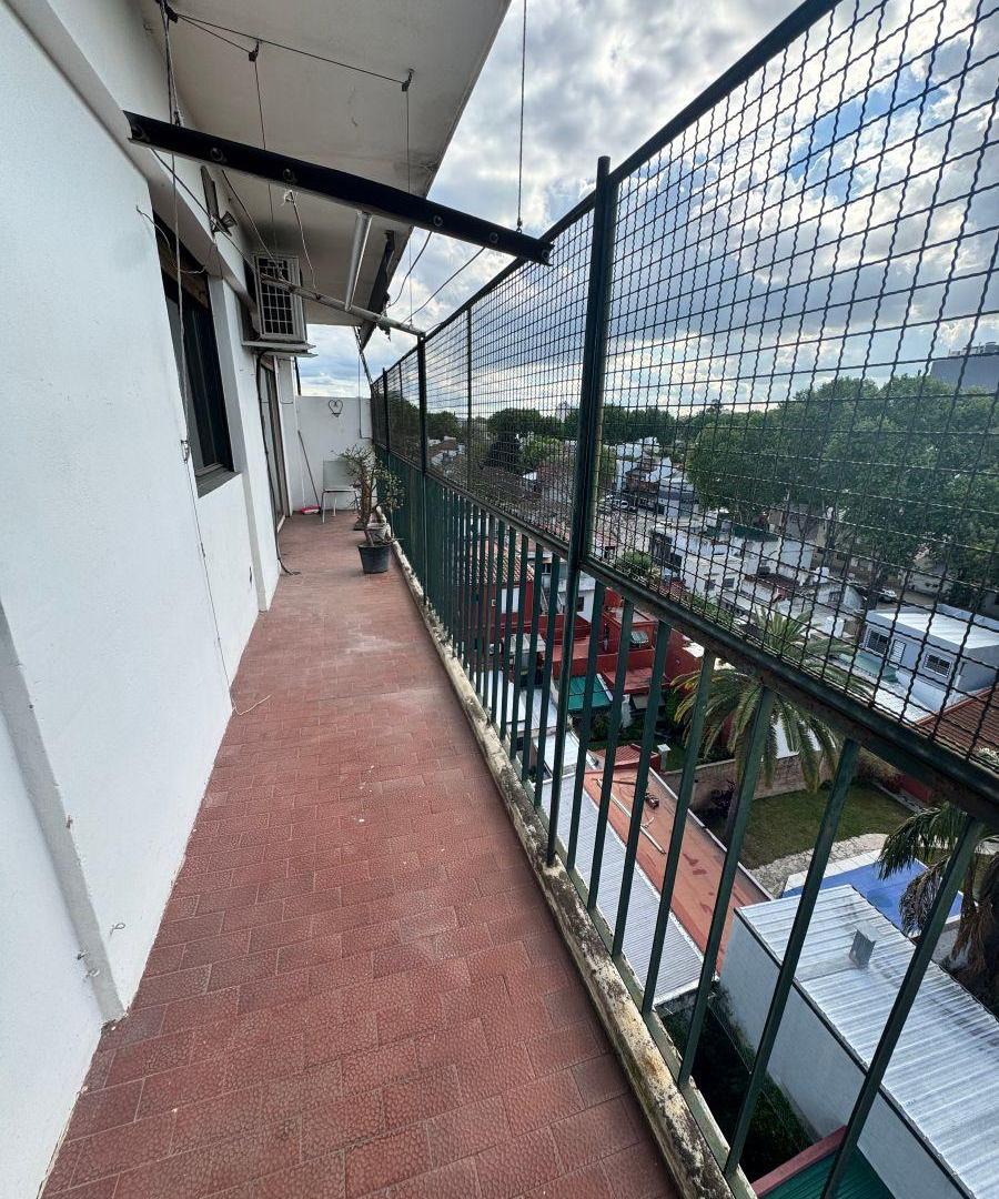 Foto de Amplio y luminoso 3 Amb con balcón corrido al contrafrente!!!!!, imagen 1