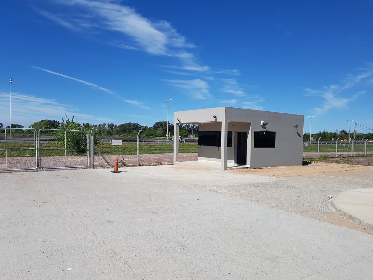 Inmueble de 5.000 m² Cubiertos en Complejo Industrial S/ Aut. Panamericana - Ruta 8 Km 64. 1