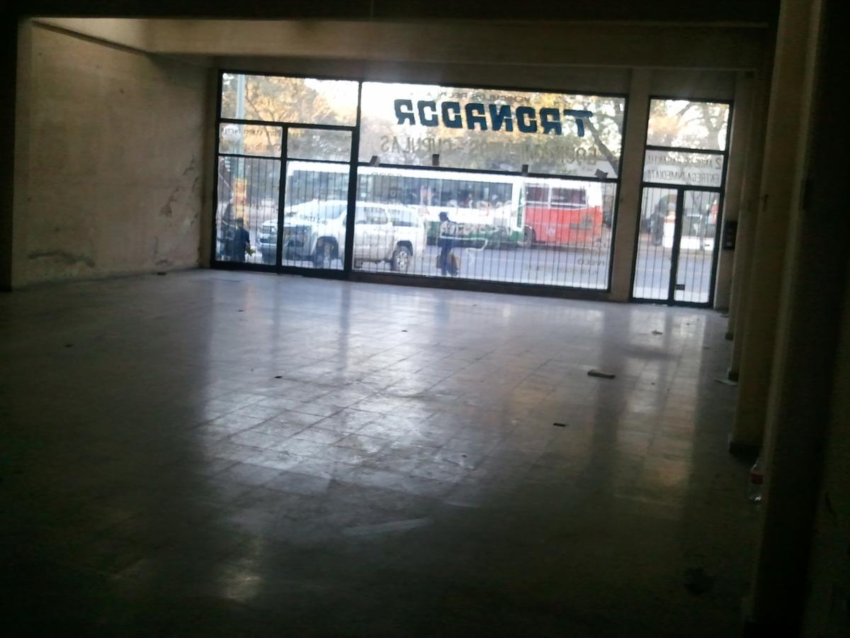Deposito en La Av Caseros 1700, Mixtura 4 3