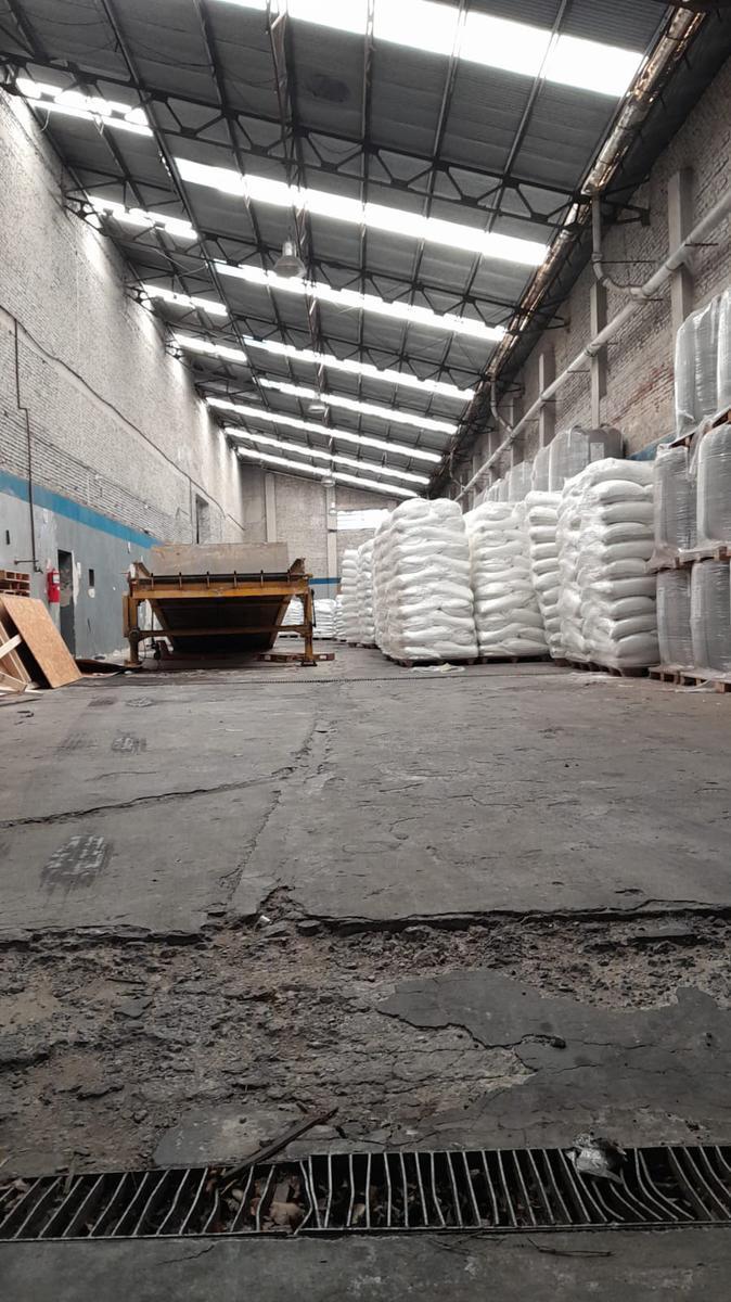 Depósito en Avellaneda 4