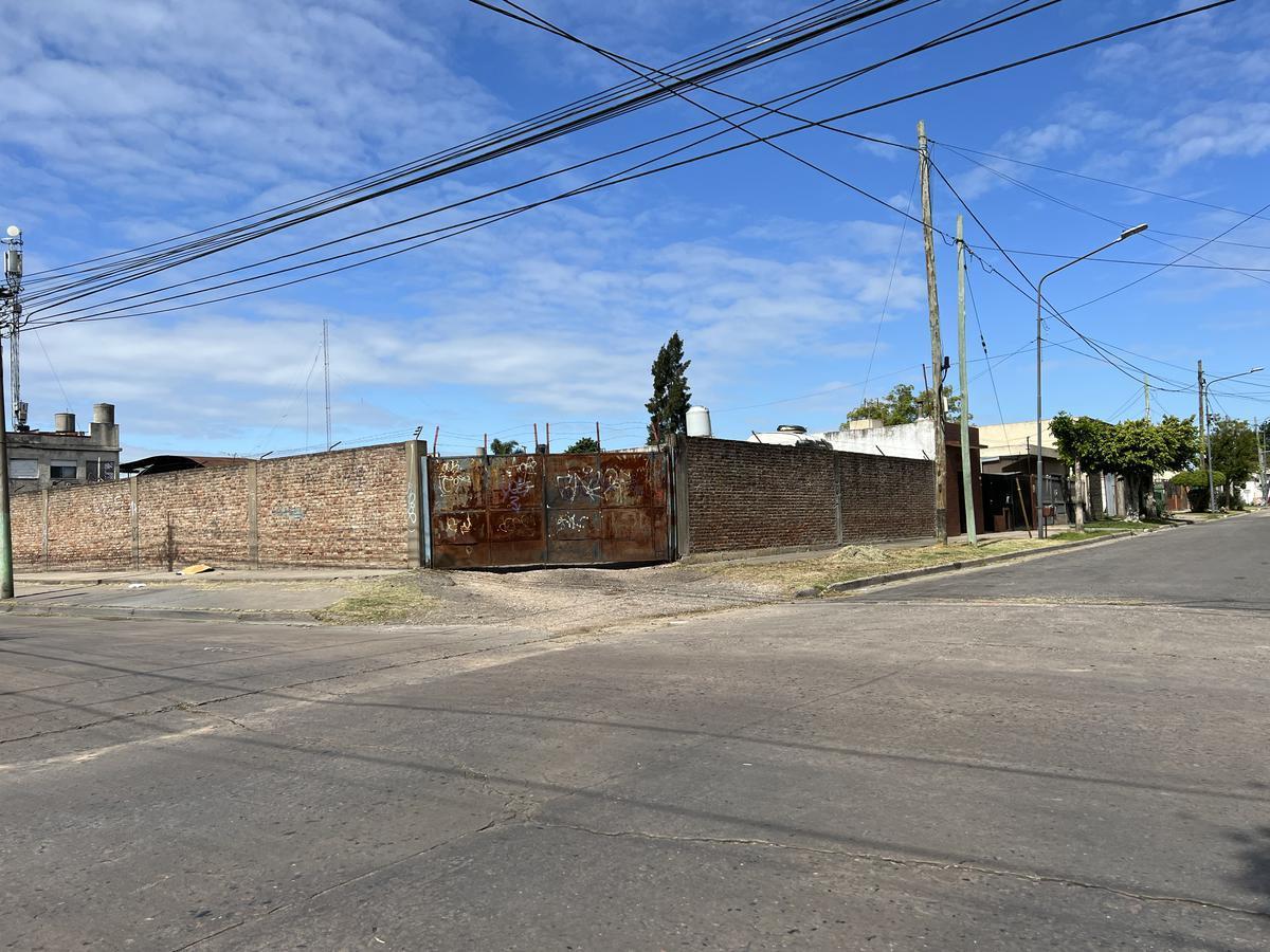 Venta de Deposito/galpon en La Zona de Hurlingham 2