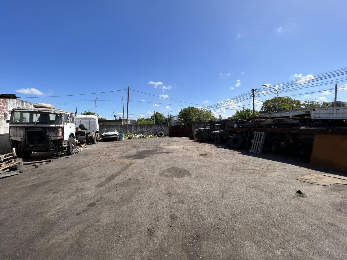 Venta de Deposito/galpon en La Zona de Hurlingham 1