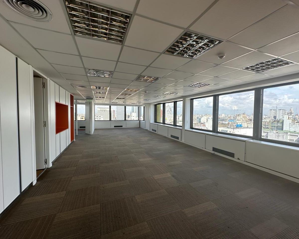 Foto de Excelente Oficina - Torre Esmeralda - 4 cocheras - Lista para ingresar!, imagen 5