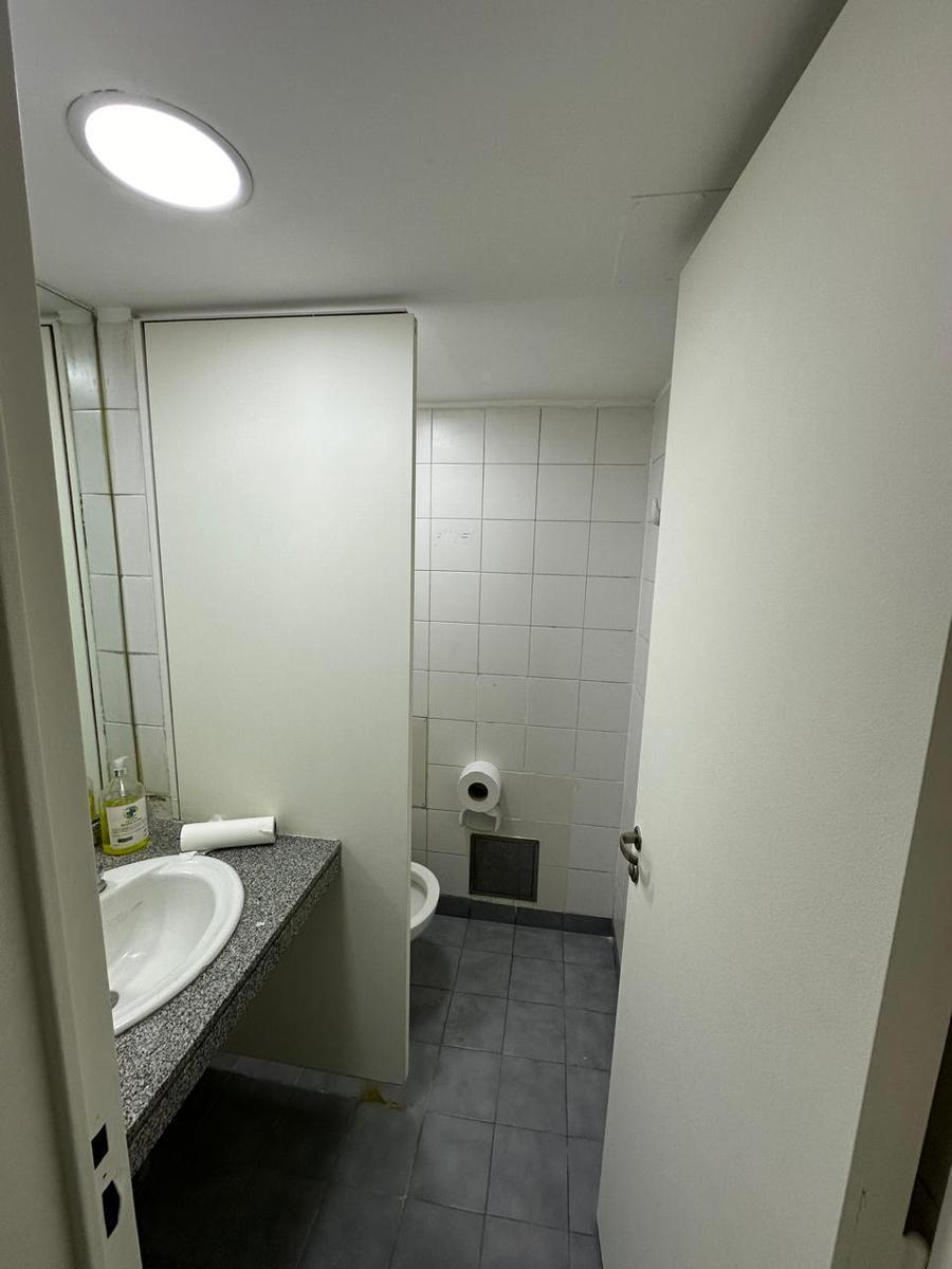 Foto de Oficina en venta con renta 4% anual - Retiro - 200m2, imagen 5