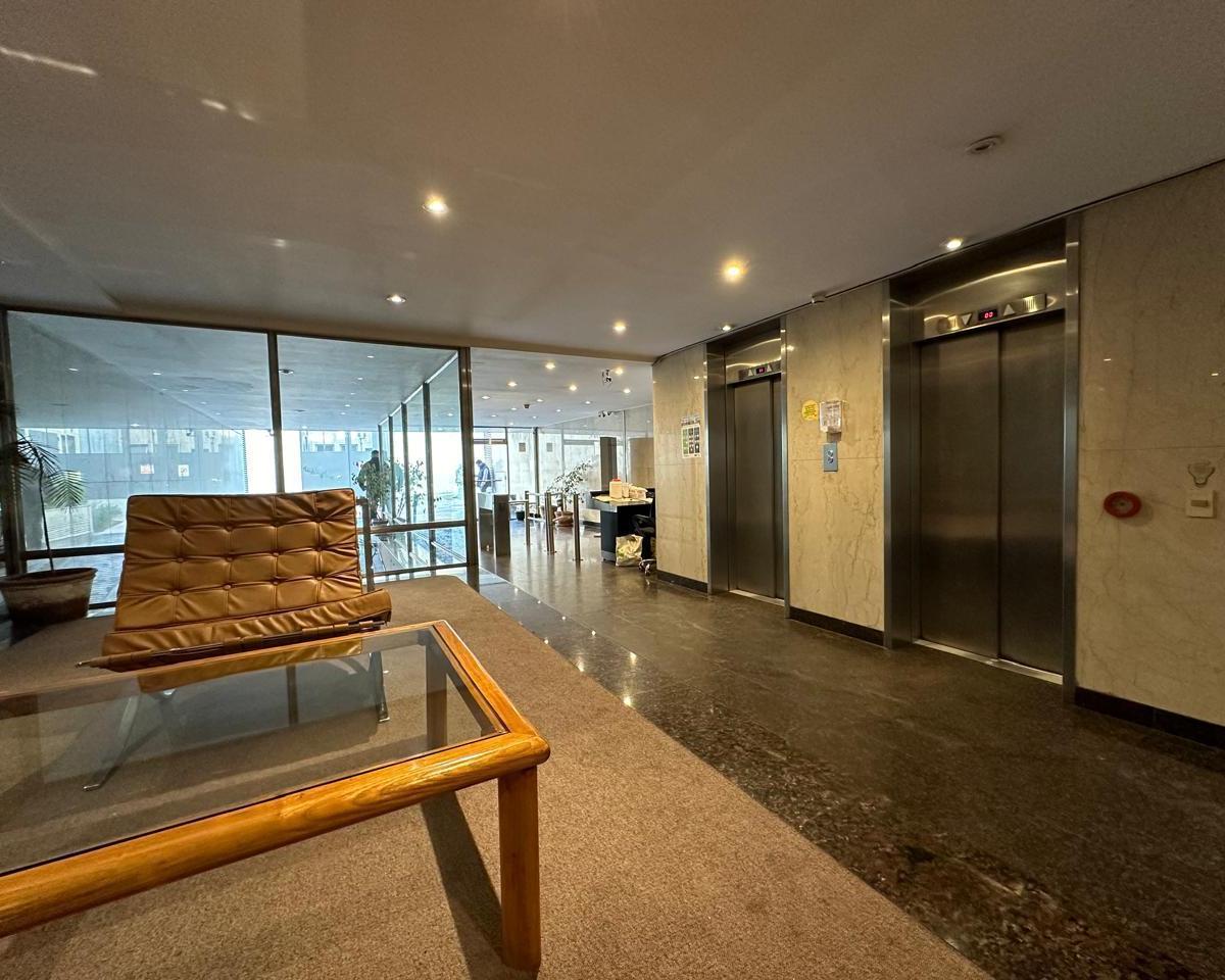 Foto de Oficina en venta con renta 4% anual - Retiro - 200m2, imagen 4