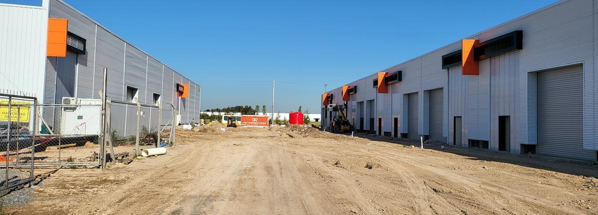 Exclusivos Depósitos Totalmente Equipados - Oportunidad Única! 1