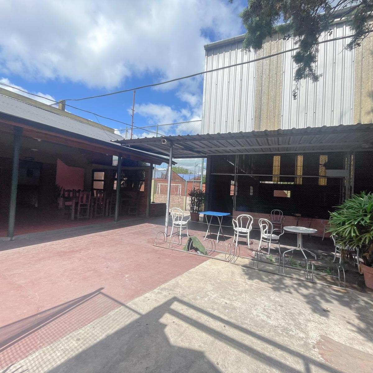 Depósito en Venta Zona Florencio Varela 3