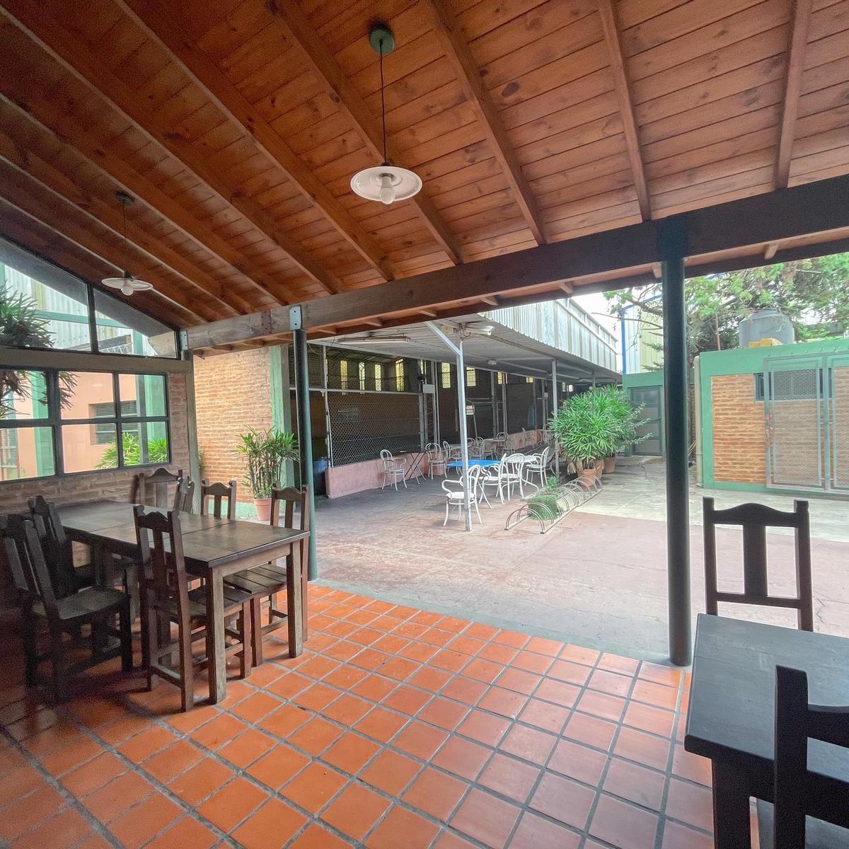 Depósito en Venta Zona Florencio Varela 2