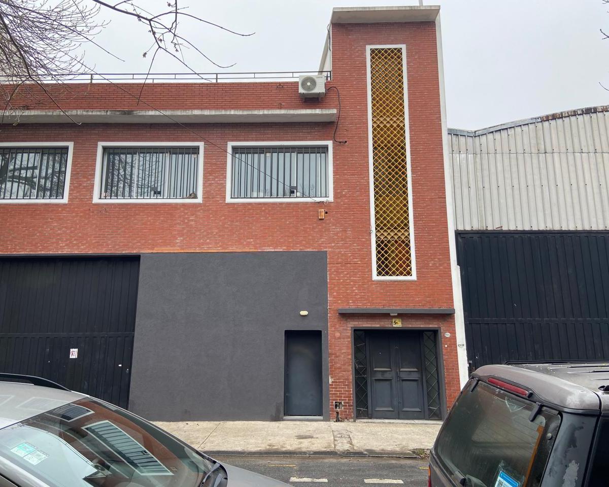 Deposito en Venta 1000 m² con Oficinas Virrey Cevallos Al 2000 Mixtura 3 1