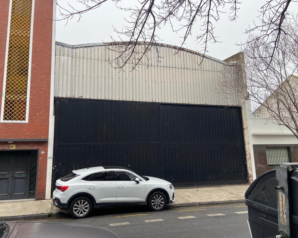 Deposito en Venta 1000 m² con Oficinas Virrey Cevallos Al 2000 Mixtura 3 4