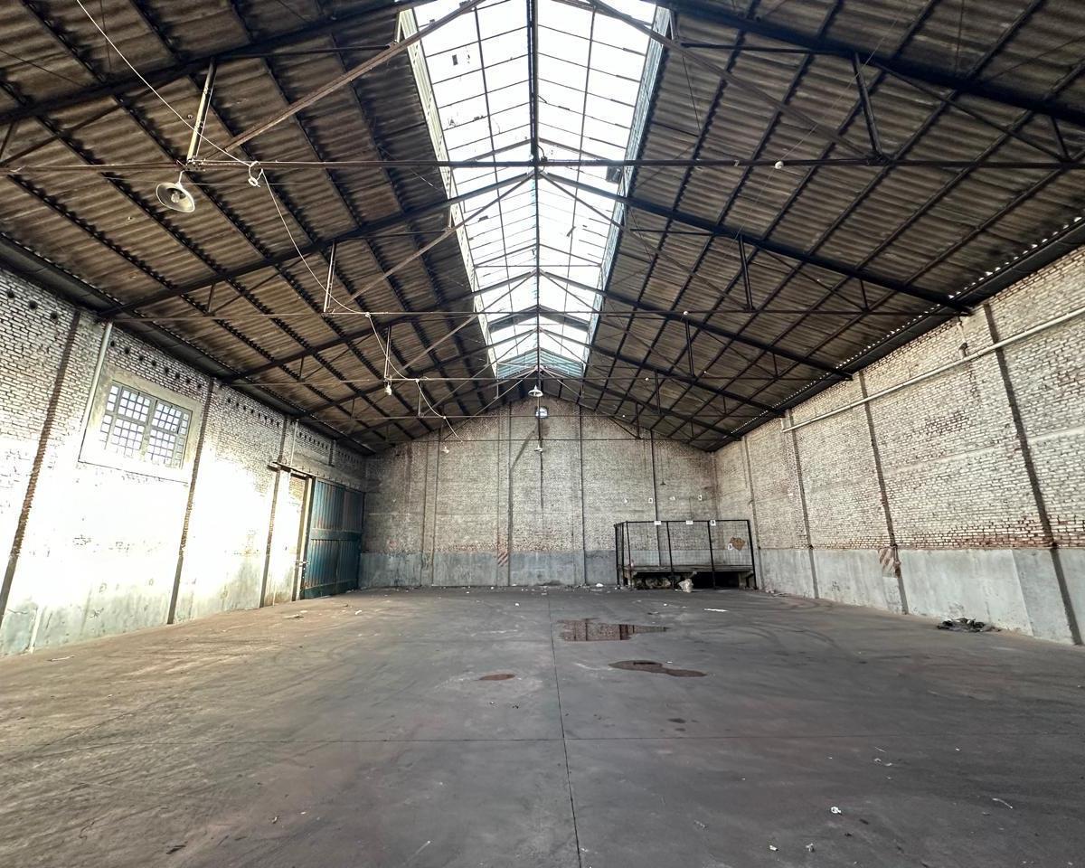Venta Depósito de 750 m2 cubiertos en Sarandi