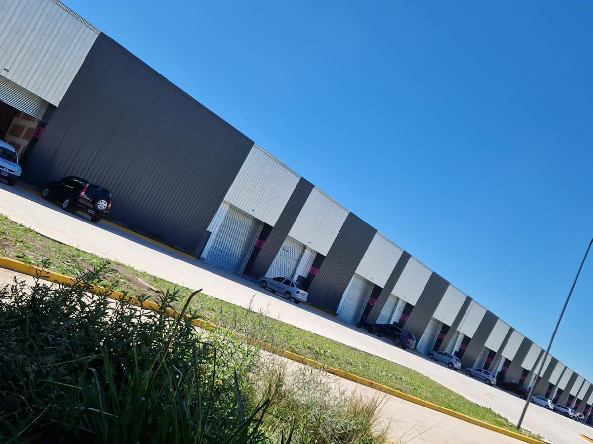 Desarrollo Industrial en Canning - Nave a Estrenar en Venta o Alquiler 2
