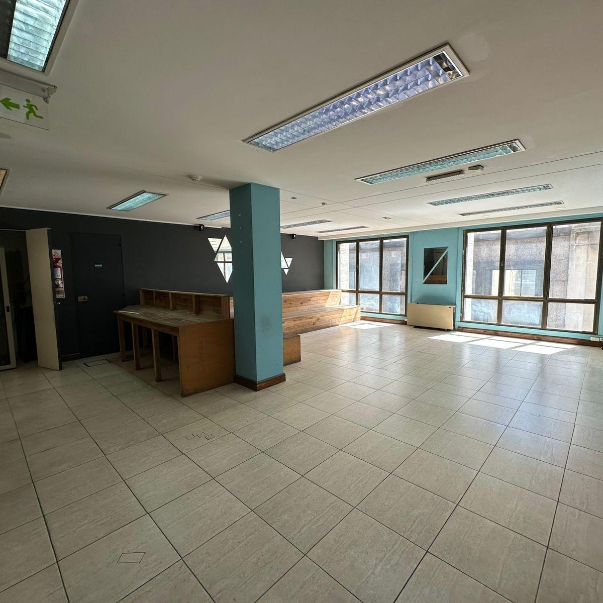 Foto de Oficina en alquiler - 660 m2 - San Nicolás, imagen 2